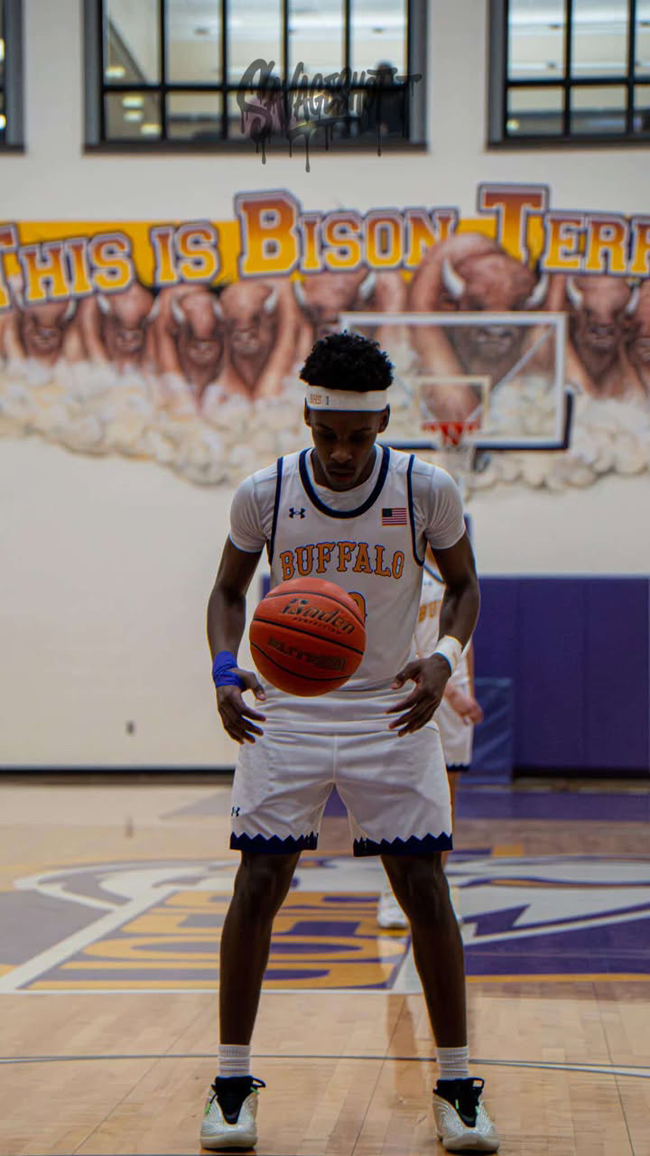 Donte Lott | Class of 2027 Multi-Sport Athlete | Buffalo TX Buffalo High School Class of 2027 athlete Donte Lott prepares with the basketball on the court in Buffalo, Texas.